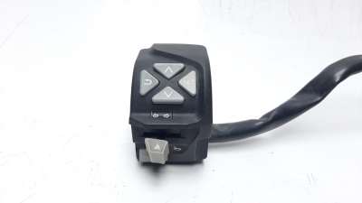 Recambio de piña luces izquierda para ktm 790 adventure 2018- referencia OEM IAM 76011170100  