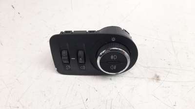 Recambio de mando luces para opel astra k lim. 5türig 2015- 1.6 cdti dpf referencia OEM IAM 13493472  