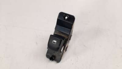 Recambio de mando elevalunas trasero izquierdo para kia stonic (ybcuv) 2017- 1.0 tgdi cat referencia OEM IAM 93580H8000  