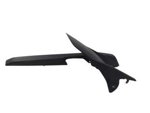 Recambio de moldura para honda cbr 650r 2018- referencia OEM IAM 40511MJED00 80103MKND50  2