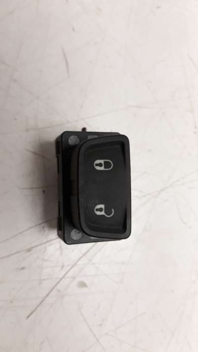 Recambio de interruptor para jeep renegade 2014- 1.0 t-gdi cat referencia OEM IAM 30170846  