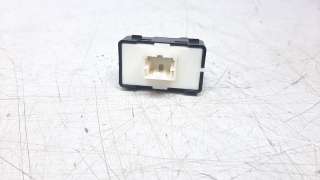 Recambio de mando elevalunas trasero izquierdo para jeep renegade 2014- 1.0 t-gdi cat referencia OEM IAM 30170844  