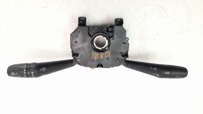 Recambio de mando multifuncion para jeep renegade 2014- 1.0 t-gdi cat referencia OEM IAM 735698101  
