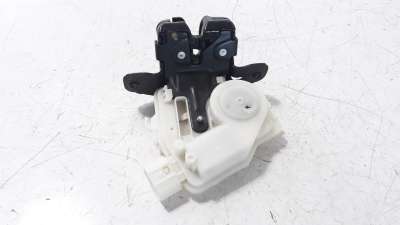 Recambio de cerradura maletero / porton para toyota yaris 2014-2017 referencia OEM IAM 6935002090  