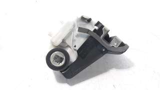 Recambio de cerradura puerta trasera izquierda para toyota yaris 2014-2017 referencia OEM IAM U2014120F1  