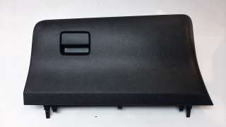 Recambio de guantera para toyota yaris 2014-2017 referencia OEM IAM 555500D150  