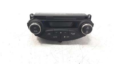Recambio de mando climatizador para toyota yaris 2014-2017 referencia OEM IAM 559000D800  