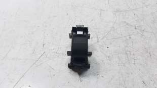 Recambio de mando elevalunas trasero derecho para toyota yaris 2014-2017 referencia OEM IAM 19282912  