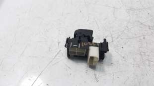Recambio de mando elevalunas trasero derecho para toyota yaris 2014-2017 referencia OEM IAM 19282912   2