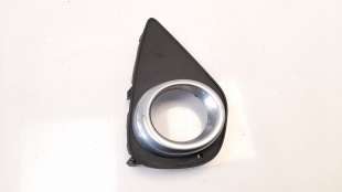 Recambio de rejilla paragolpes derecha para toyota yaris 2014-2017 referencia OEM IAM 814810D260  