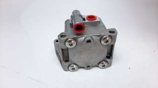 Recambio de bomba direccion para jaguar xf 2007-2015 3.0 v6 24v cat referencia OEM IAM 2W933A696BC  