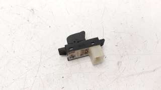 Recambio de mando elevalunas trasero derecho para ssangyong rexton w 2013- 2.0 td cat referencia OEM IAM 202006279  