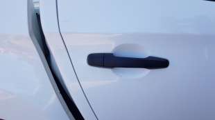 Recambio de maneta exterior trasera derecha para mitsubishi l 200 (kl0/kj0) 2019- 2.2 di-d cat referencia OEM IAM 5716A585   2