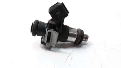 Recambio de inyector para renault clio iv 2012- 1.2 16v referencia OEM IAM 8200292590  0280158046