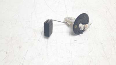Recambio de aforador para toyota rav 4 2012-2019 referencia OEM IAM 8332049255  