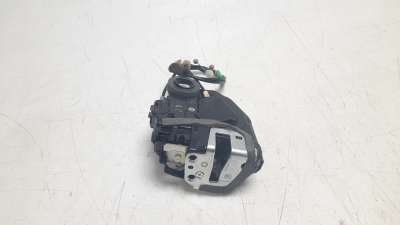 Recambio de cerradura puerta trasera derecha para toyota rav 4 2012-2019 referencia OEM IAM 6905033120  