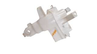 Recambio de deposito limpia para toyota rav 4 2012-2019 referencia OEM IAM 060851438  