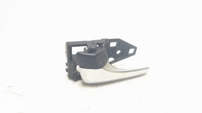 Recambio de maneta interior delantera izquierda para toyota rav 4 2012-2019 referencia OEM IAM 6920633121C0  