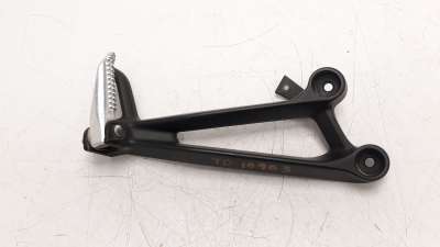 Recambio de estribo lateral para yamaha mt-07 2014- referencia OEM IAM 1WS2742L01  