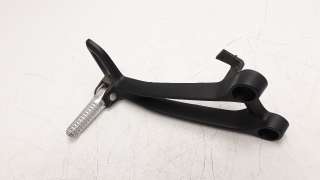 Recambio de estribo lateral para yamaha mt-07 2014- referencia OEM IAM 1WS2742L01  