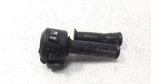 Recambio de piña luces derecha para honda pcx 125 2014-2019 referencia OEM IAM 35165K35J01   2