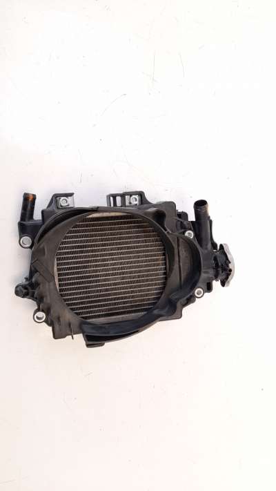 Recambio de radiador agua para honda pcx 125 2014-2019 referencia OEM IAM 19100KWN640  