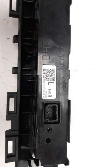 Recambio de pantalla multifuncion para mazda 3 lim. () 2013- 2.2 turbodiesel cat referencia OEM IAM BHR1A   2