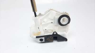 Recambio de cerradura puerta trasera derecha para mazda 3 berlina (bp) 2019- referencia OEM IAM BDMC72310B  