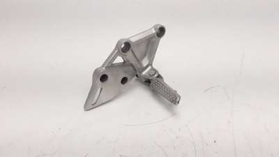 Recambio de estribo lateral para honda cb 650r 2018- referencia OEM IAM 50600MKND50  