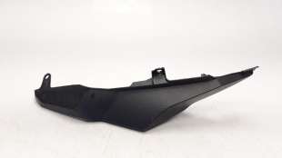Recambio de moldura para honda cb 650r 2018- referencia OEM IAM 77216MKND50  