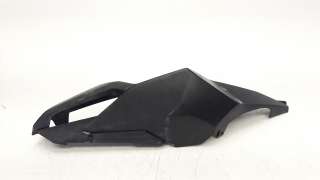 Recambio de moldura para honda cb 650r 2018- referencia OEM IAM 77216MKND50  
