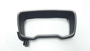 Recambio de moldura para toyota corolla (e21) 2019- referencia OEM IAM 5541102810 5541102C10 