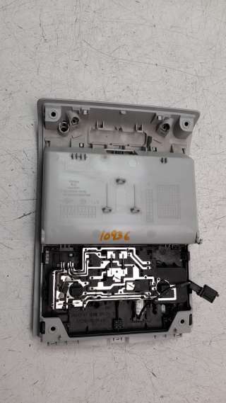 Recambio de luz interior para volkswagen golf vii lim. (bq1) 2016- 1.0 tsi referencia OEM IAM 5G0868837  