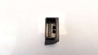 Recambio de interruptor para kia cee´d 2012-2018 1.6 crdi cat referencia OEM IAM 93305A2110WK  
