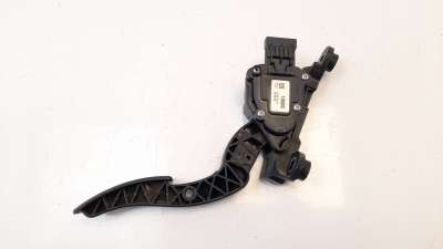 Recambio de potenciometro pedal para hyundai i20 2014- 1.2 16v cat referencia OEM IAM 327001S000  