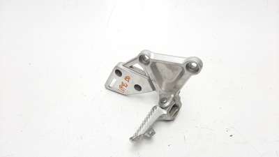 Recambio de estribo lateral para honda cb 650r 2018- referencia OEM IAM 50600MKND50  