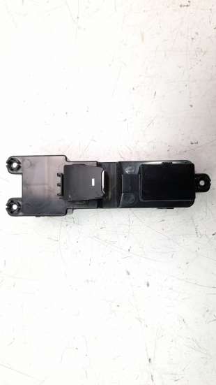Recambio de mando elevalunas trasero izquierdo para hyundai tucson 2015- 1.6 cat referencia OEM IAM 93580D3010  