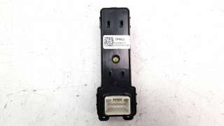 Recambio de mando elevalunas trasero izquierdo para hyundai tucson 2015- 1.6 cat referencia OEM IAM 93580D3010  