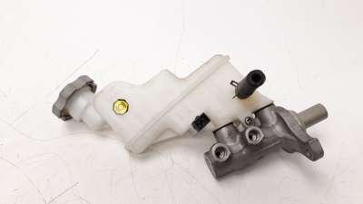 Recambio de bomba freno para kia rio 2011-2016 1.2 cat referencia OEM IAM 585101W200  