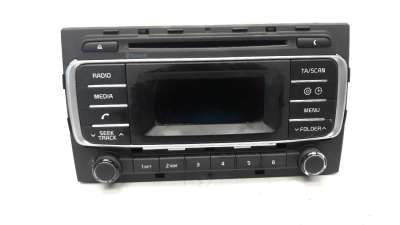 Recambio de sistema audio / radio cd para kia rio 2011-2016 1.2 cat referencia OEM IAM 961701W770CA  