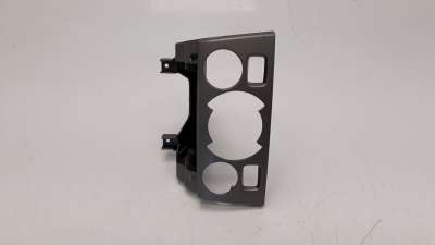 Recambio de moldura para peugeot 308 2007-2013 1.6 16v referencia OEM IAM 9660529177  