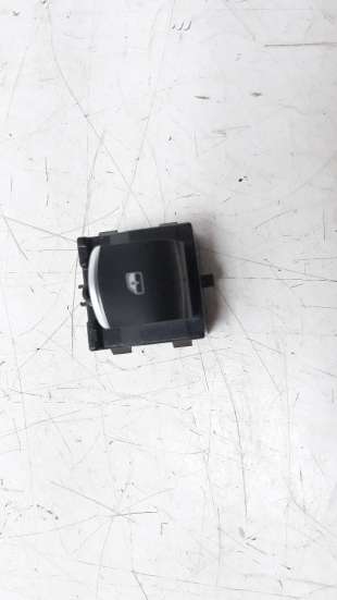 Recambio de mando elevalunas trasero derecho para alfa romeo giulia (952) 2016- 2.2 jtdm cat referencia OEM IAM 156116906  