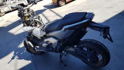 Recambio de centralita motor uce para honda x-adv 2017- referencia OEM IAM 38780MKTD03  