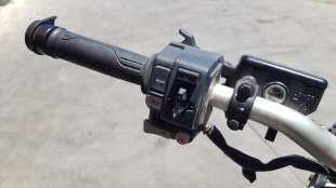 Recambio de piña luces izquierda para honda x-adv 2017- referencia OEM IAM 35200MKTD01  
