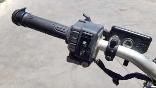 Recambio de piña luces izquierda para honda x-adv 2017- referencia OEM IAM 35200MKTD01  