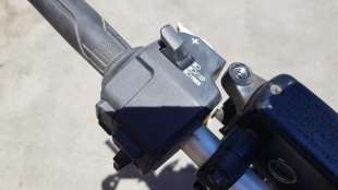 Recambio de piña luces izquierda para honda x-adv 2017- referencia OEM IAM 35200MKTD01   2