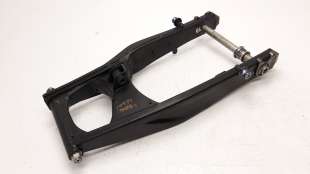 Recambio de puente trasero para suzuki gsx-s750 2017- referencia OEM IAM 6100013K00YAP  
