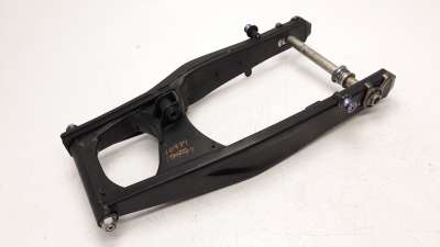 Recambio de puente trasero para suzuki gsx-s750 2017- referencia OEM IAM 6100013K00YAP  
