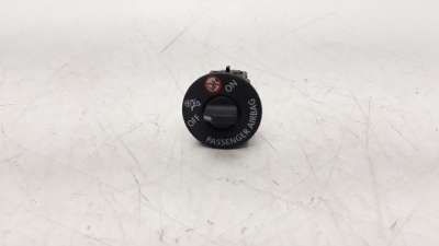 Recambio de interruptor para renault clio iv grandtour 2013- 1.5 dci diesel fap referencia OEM IAM 681995290R  