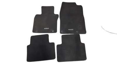 Recambio de juego alfombrillas para mazda 3 berlina (bp) 2019- referencia OEM IAM BDELV0320A  